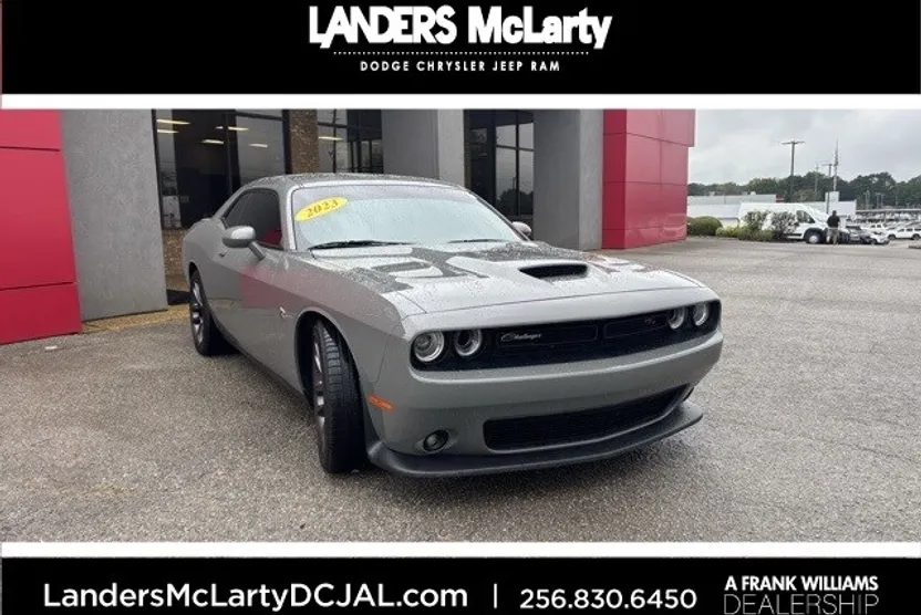 2023 Dodge Challenger R/T Scat Pack photo 1