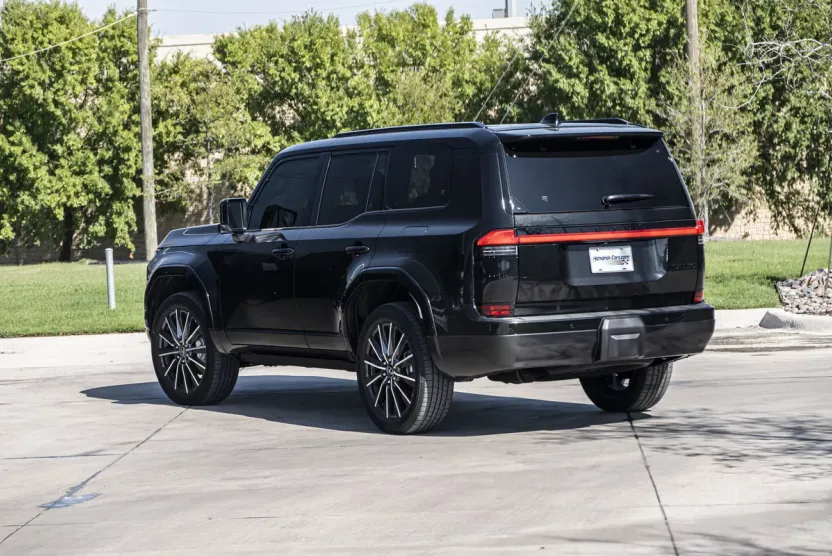 2025 Lexus GX 550 Luxury photo 1