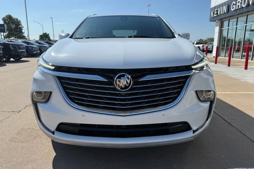 2024 Buick Enclave Premium photo 1