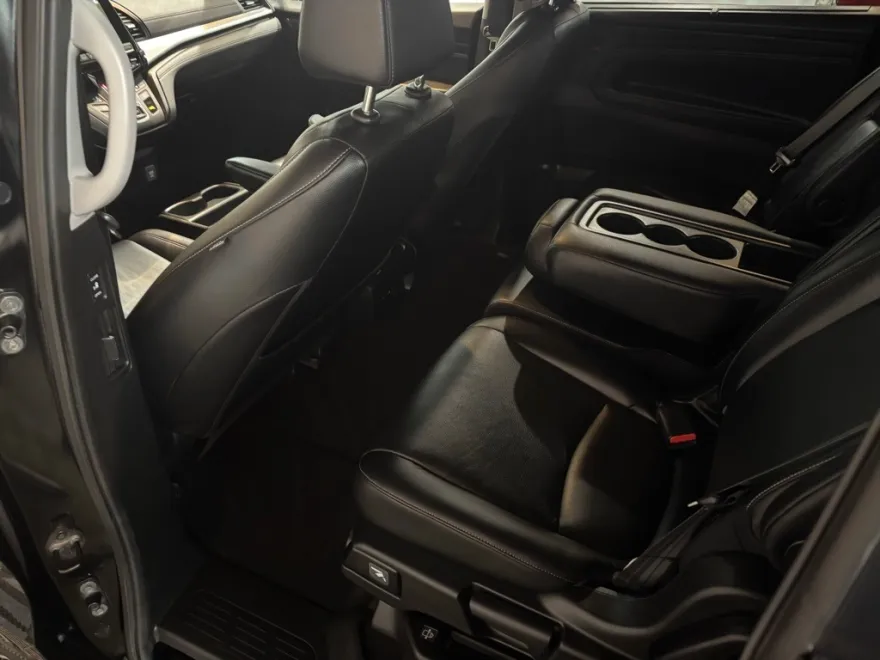 2023 Honda Odyssey EX-L photo 1