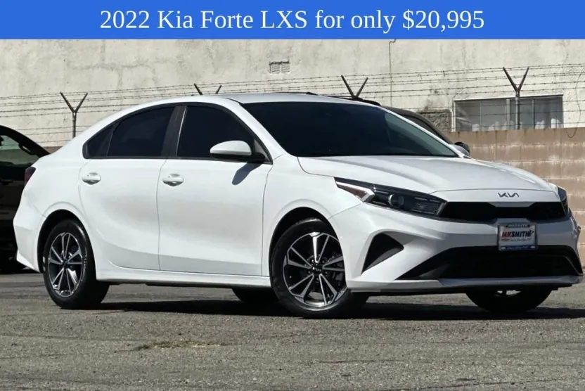 2022 Kia Forte FE LXS photo 1