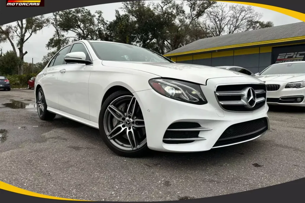 2018 Mercedes Benz E 300 Sedan photo 1