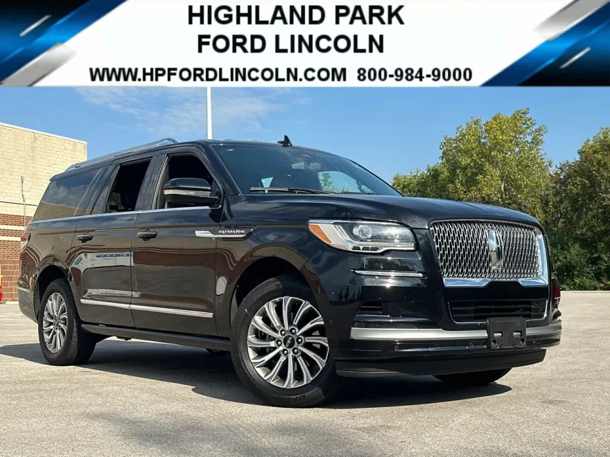 2024 Lincoln Navigator L Premiere photo 1