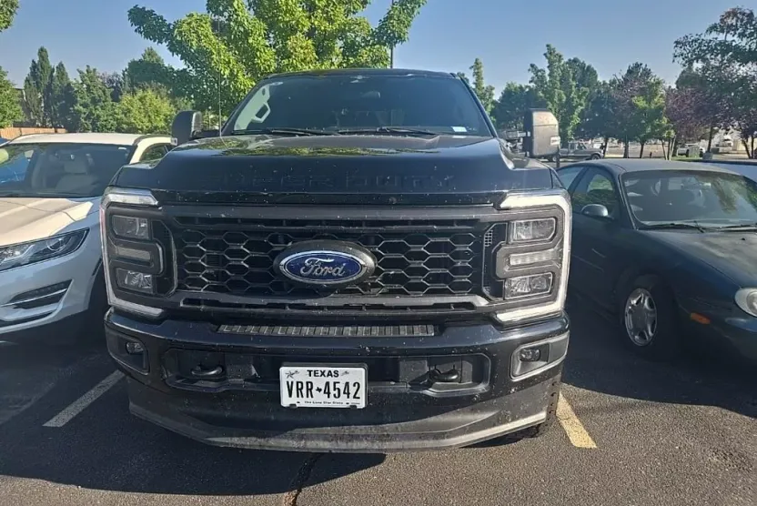 2023 Ford F-250 XL photo 1
