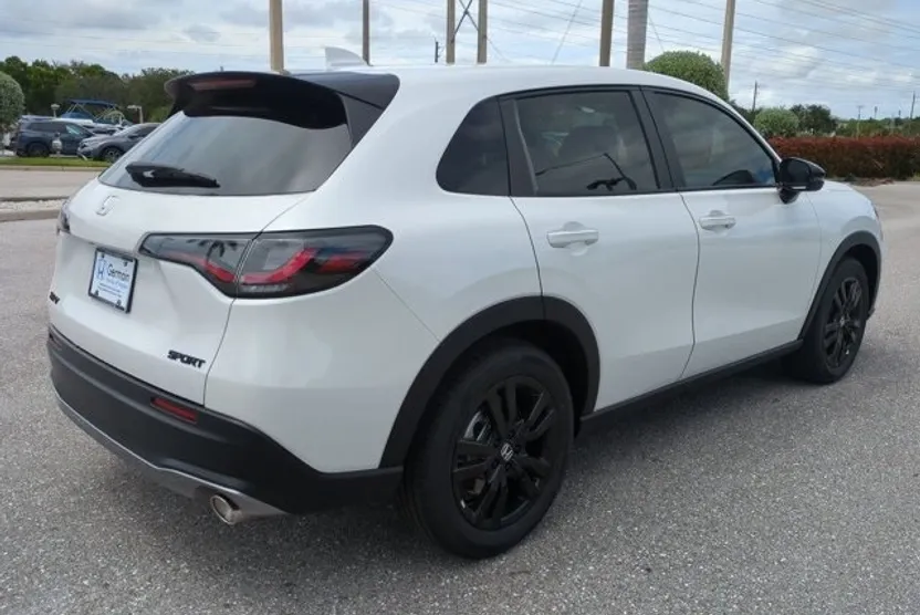 2026 Honda HR-V Sport photo 1