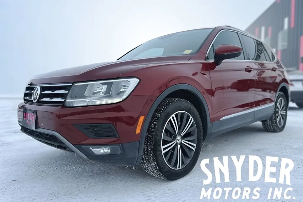 2018 Volkswagen Tiguan SEL photo 1