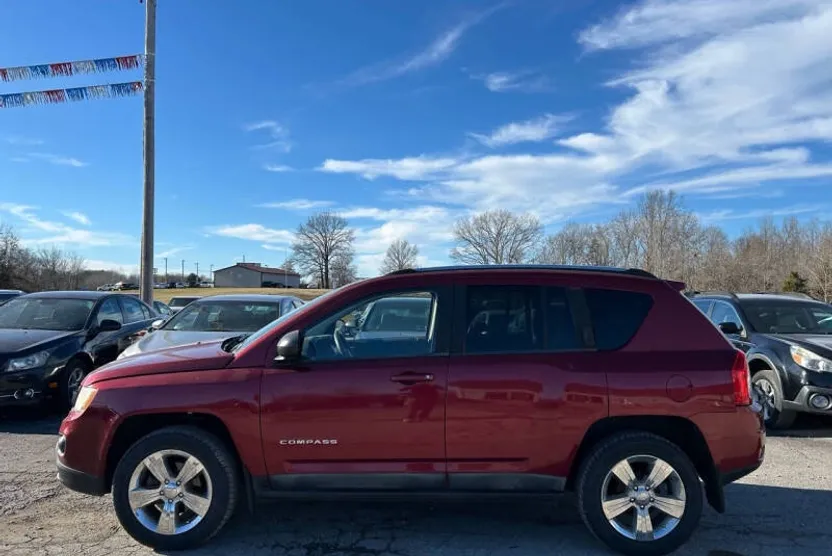 2011 Jeep Compass Latitude photo 1