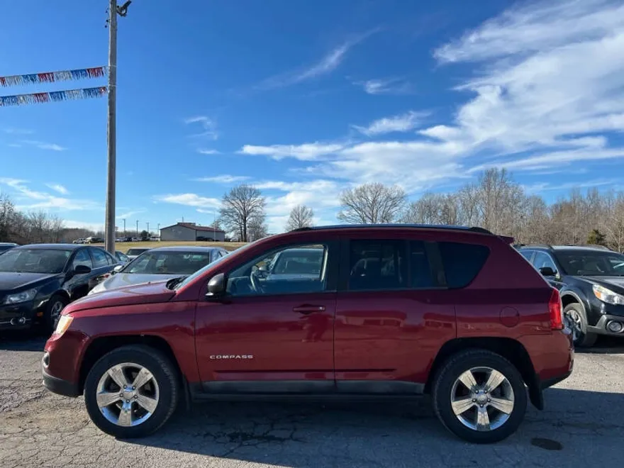 2011 Jeep Compass Latitude photo 1