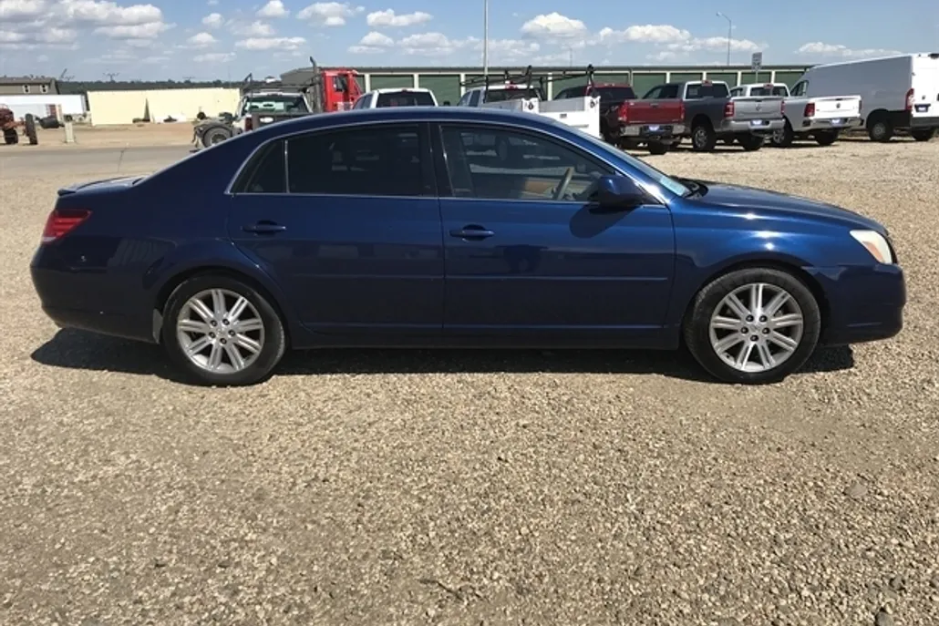 2006 Toyota Avalon Limited photo 1