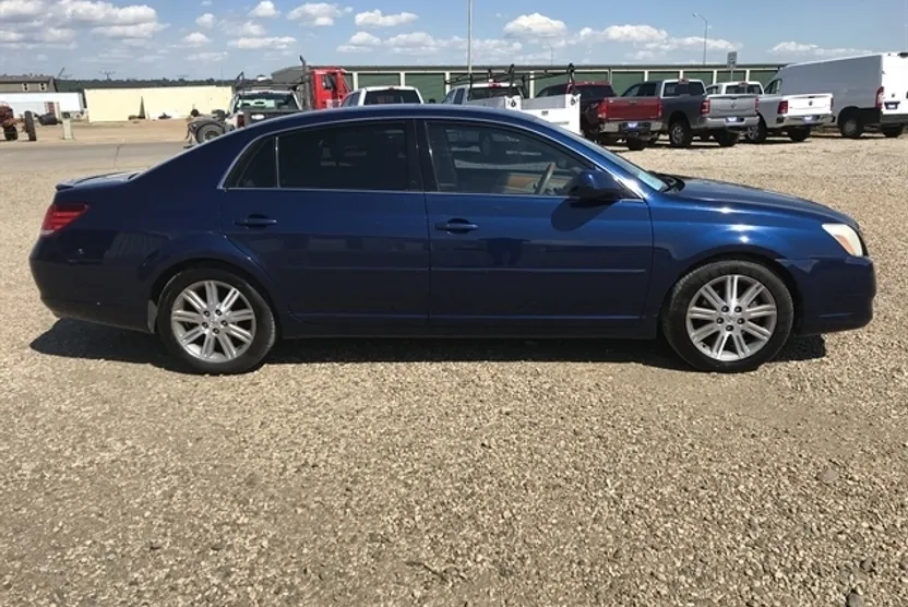2006 Toyota Avalon Limited photo 1