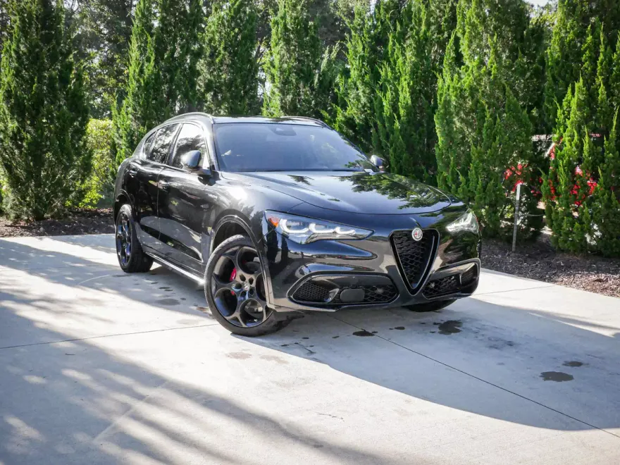 2024 Alfa Romeo Stelvio Tributo Italiano photo 1