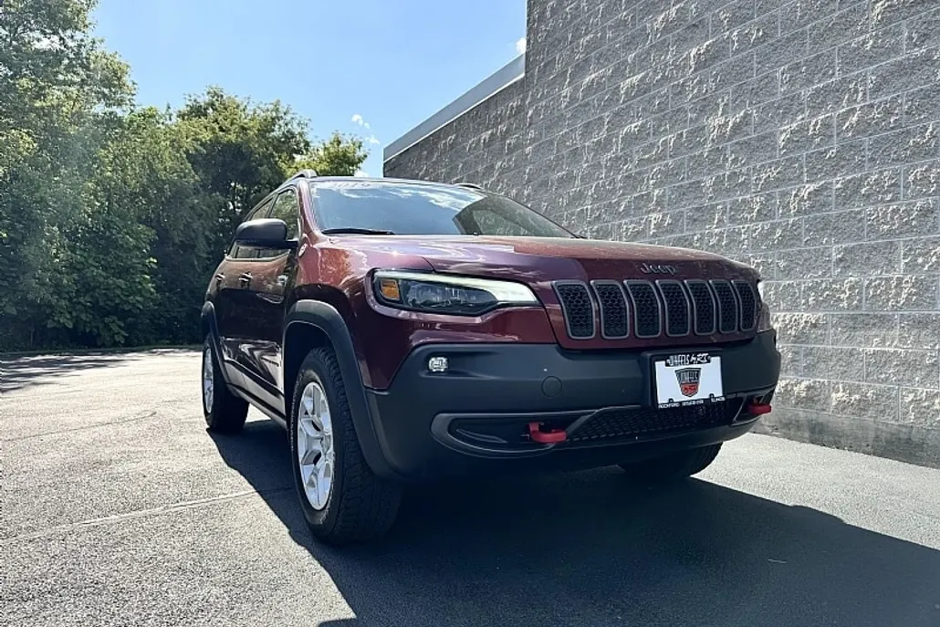 2019 Jeep Cherokee Trailhawk photo 1