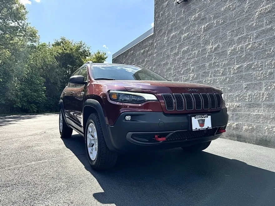 2019 Jeep Cherokee Trailhawk photo 1