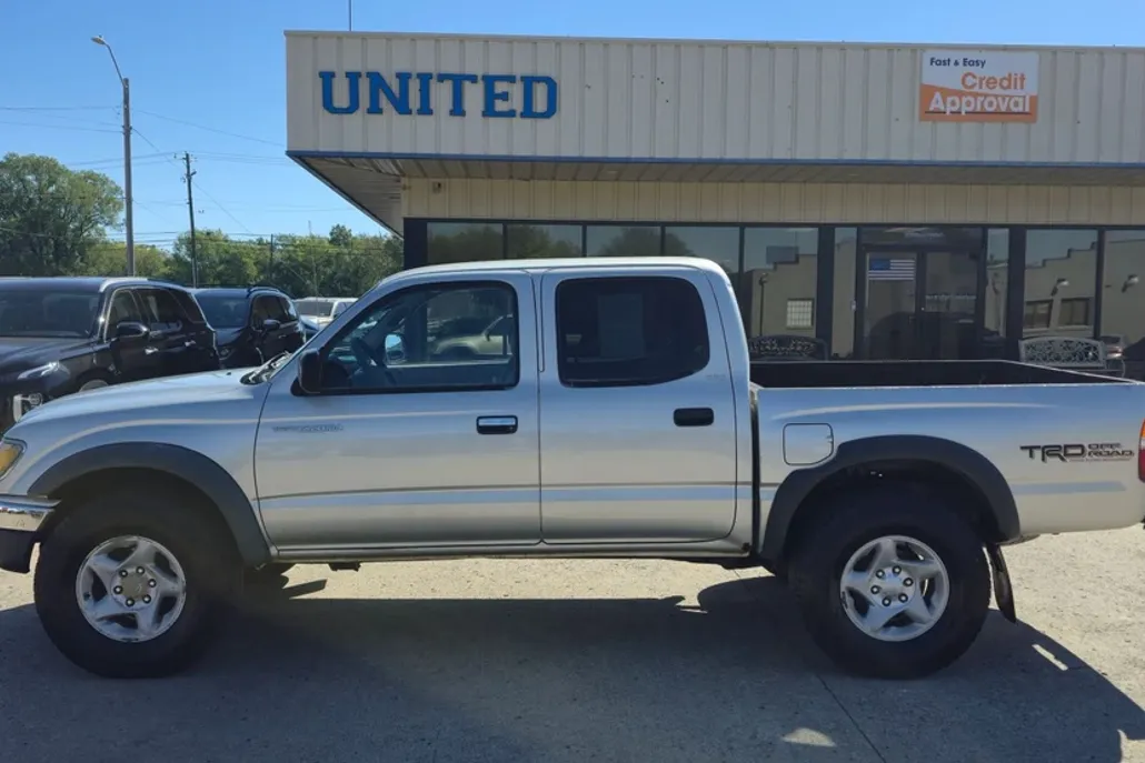 2001 Toyota Tacoma Double Cab 4x4 photo 1