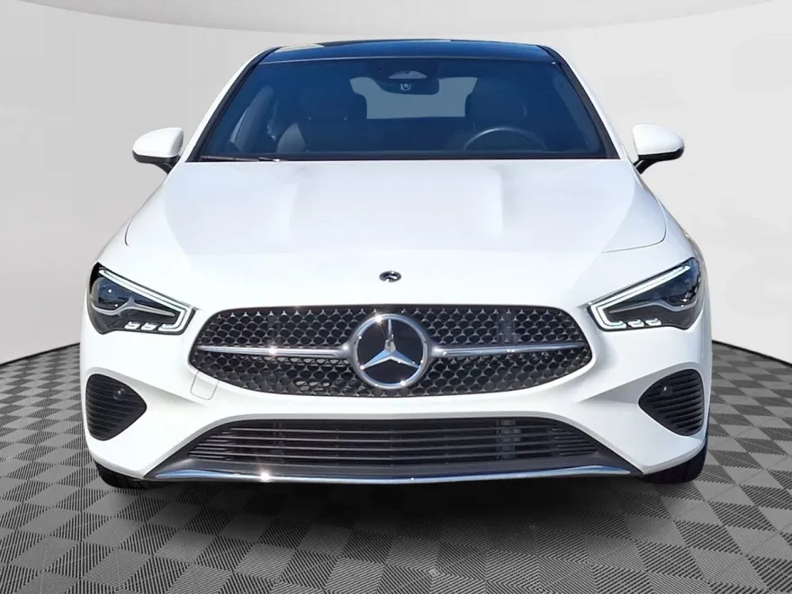 2025 Mercedes Benz CLA 250 4MATIC photo 1