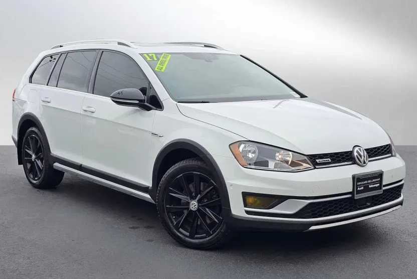 2017 Volkswagen Golf Alltrack photo 1