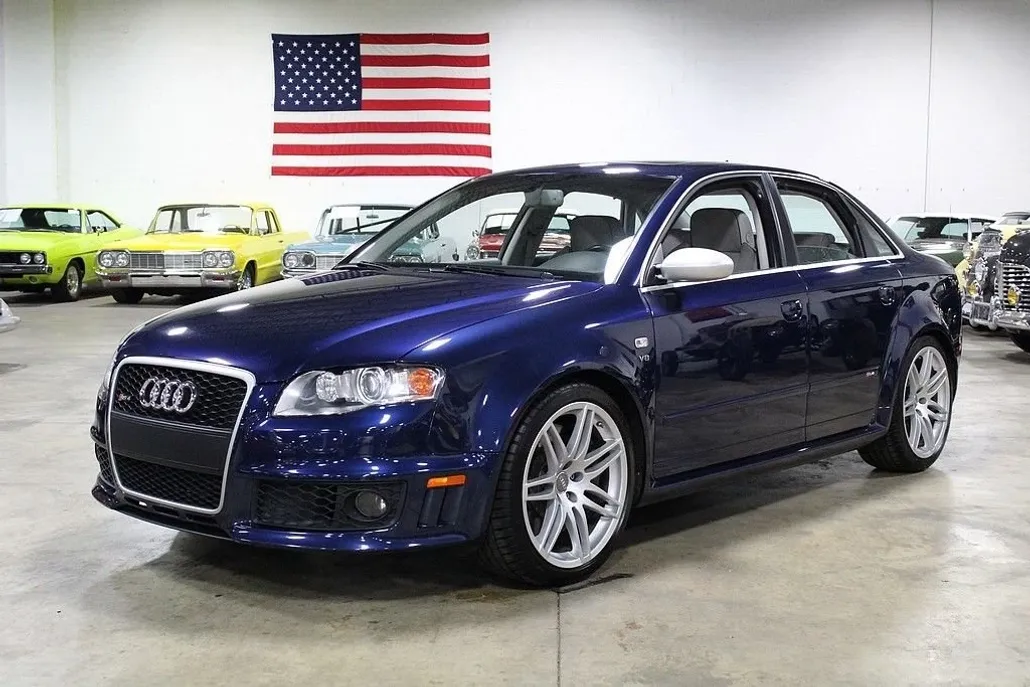 2007 Audi RS 4 photo 1