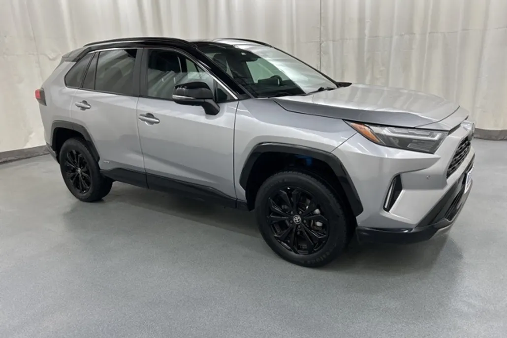 2023 Toyota RAV4 Hybrid XSE photo 1
