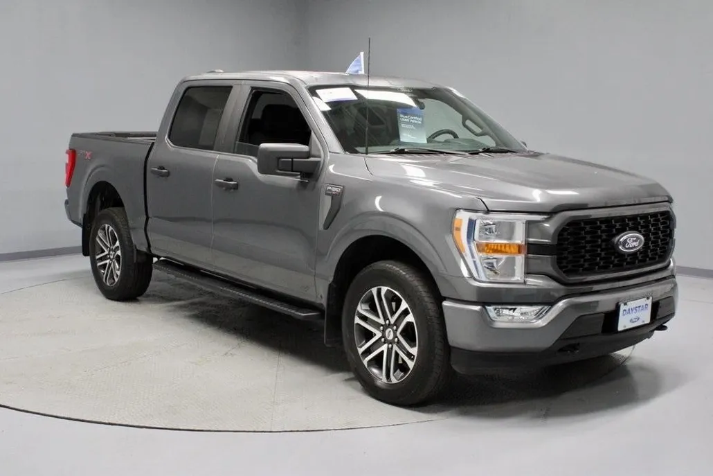 2022 Ford F-150 XL photo 1