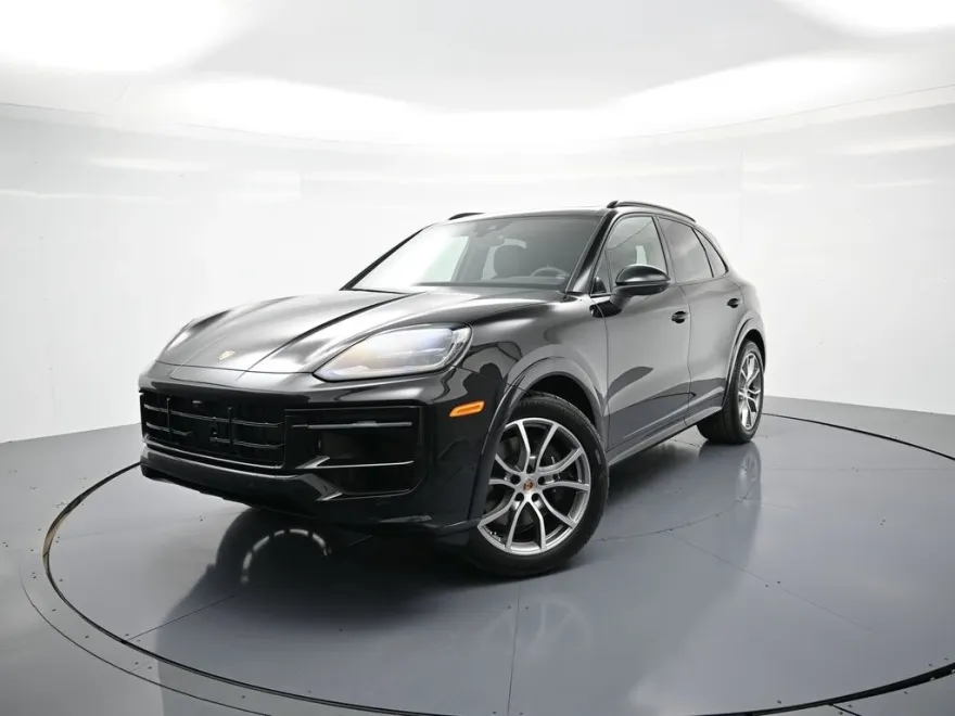 2025 Porsche Cayenne photo 1