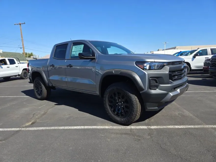 2026 Chevrolet Colorado Trail Boss photo 1