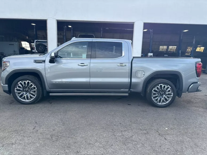 2024 Gmc Sierra 1500 Denali Ultimate photo 1