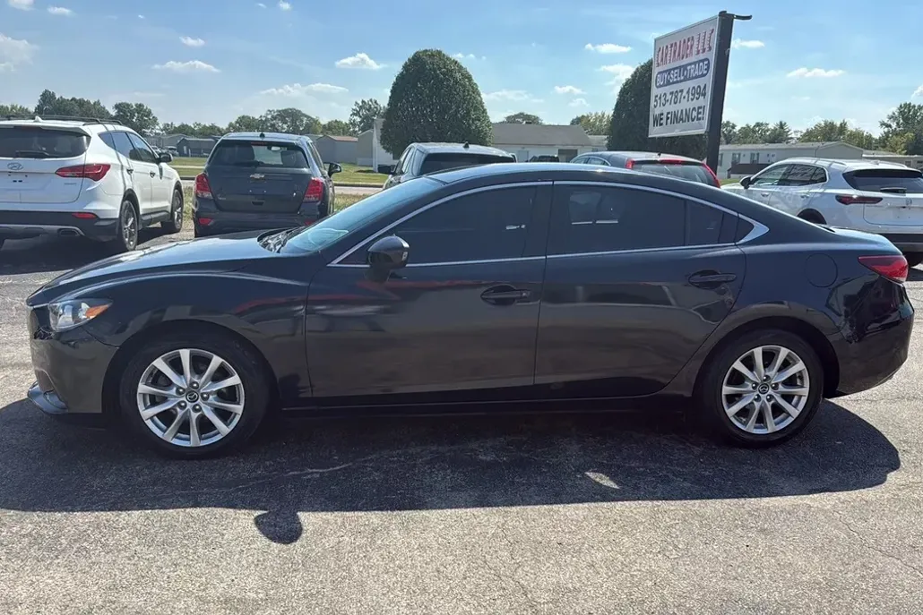 2016 Mazda Mazda6 i Sport photo 1
