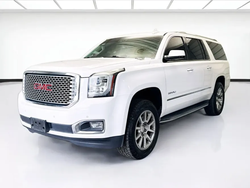 2015 Gmc Yukon XL Denali photo 1