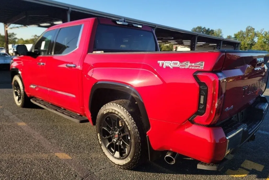 2022 Toyota Tundra 1794 Edition CrewMax photo 1