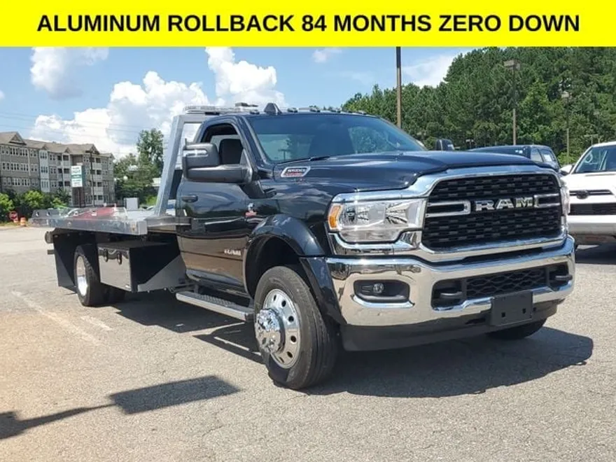 2024 Ram 5500 SLT photo 1