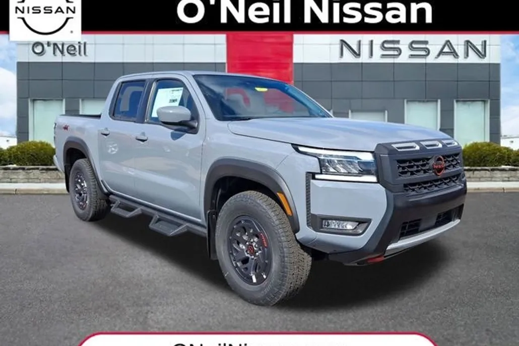 2025 Nissan Frontier PRO-4X photo 1