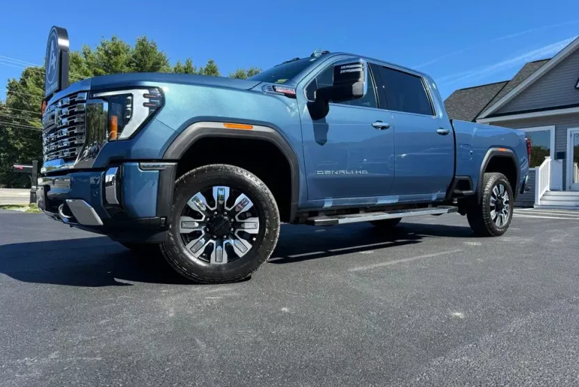 2025 Gmc Sierra 2500 HD Denali photo 1