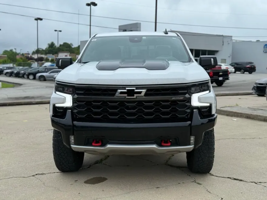2023 Chevrolet Silverado 1500 ZR2 photo 1