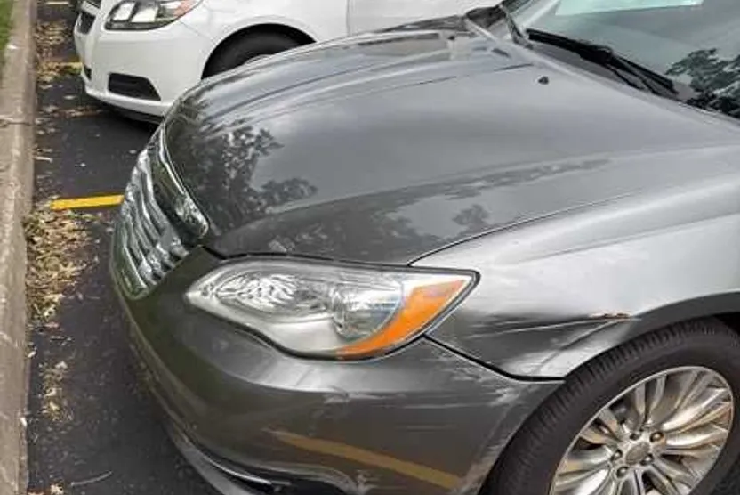 2012 Chrysler 200 Limited photo 1