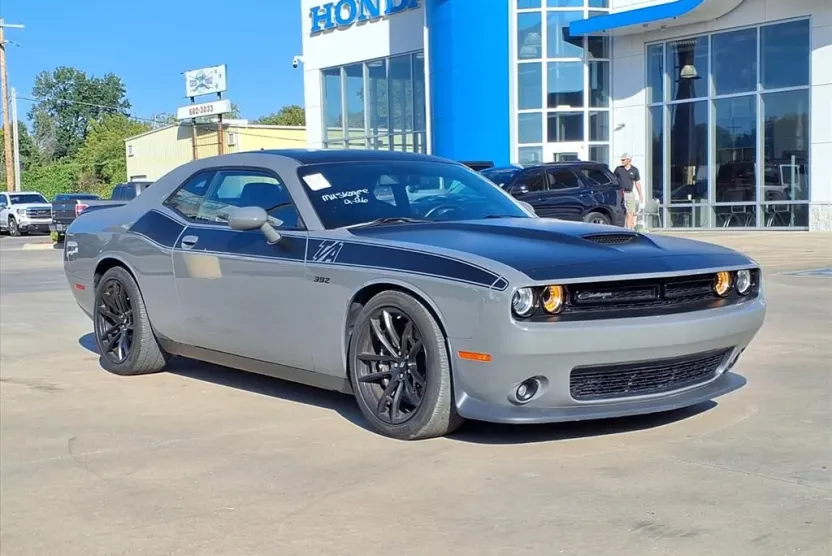 2017 Dodge Challenger T/A 392 photo 1