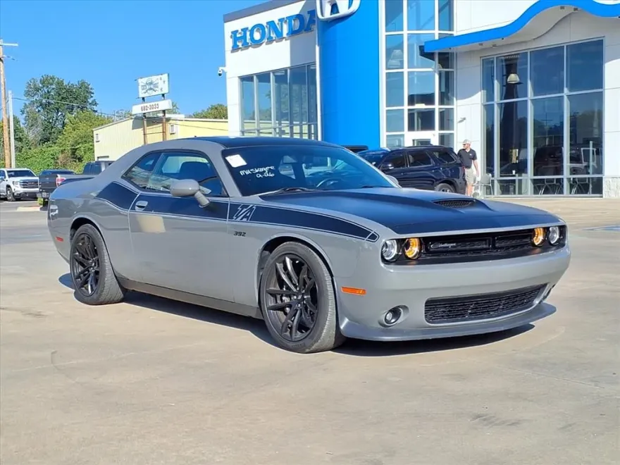 2017 Dodge Challenger T/A 392 photo 1