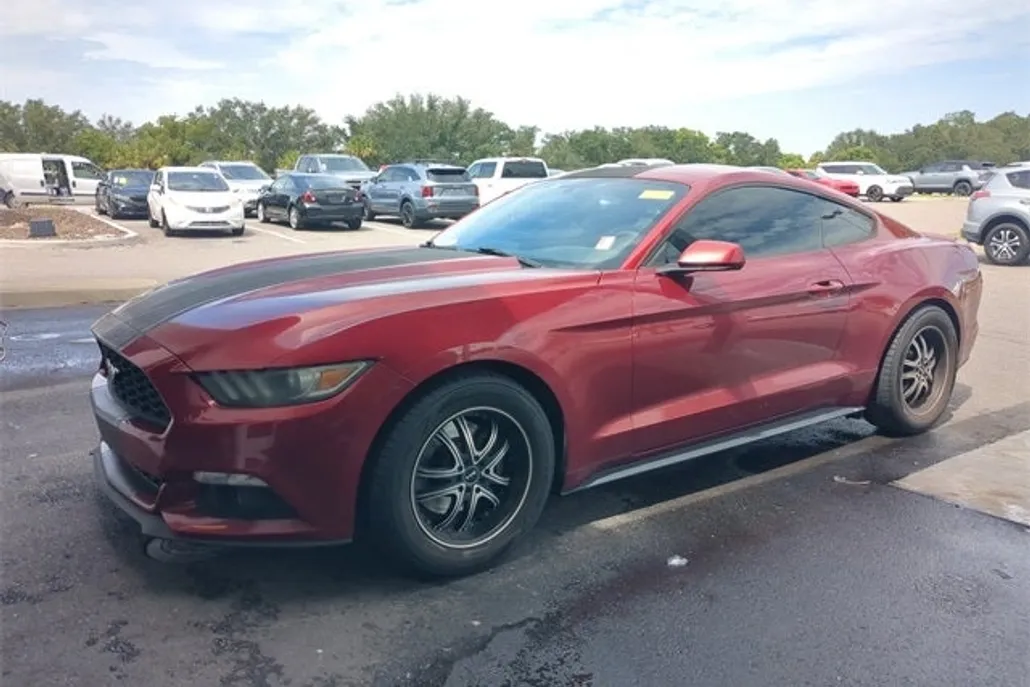 2015 Ford Mustang EcoBoost photo 1
