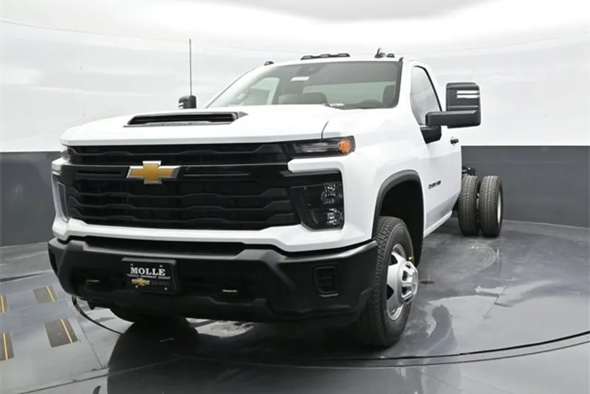 2026 Chevrolet Silverado 3500HD Work Truck photo 1