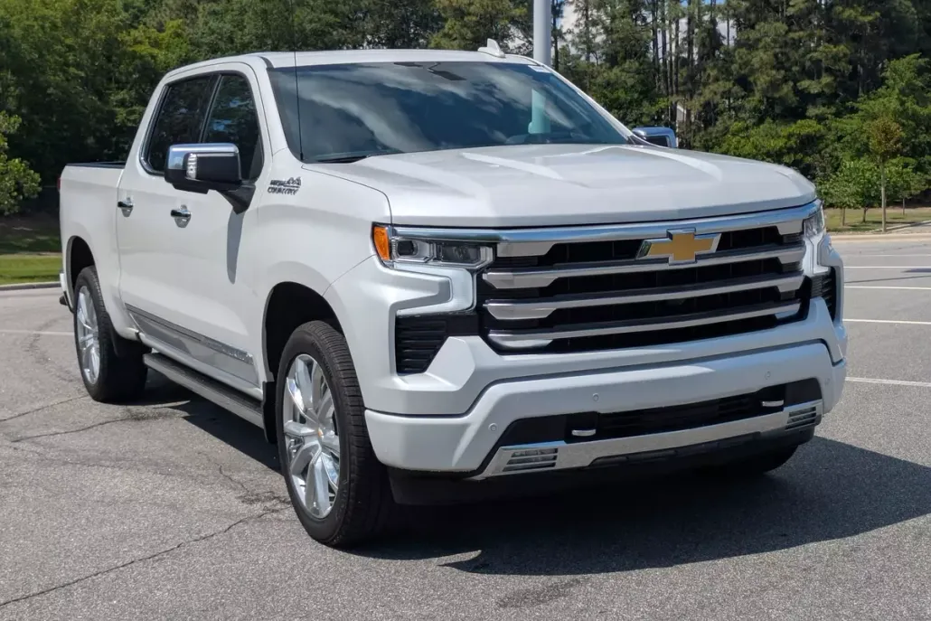 2024 Chevrolet Silverado 1500 High Country photo 1