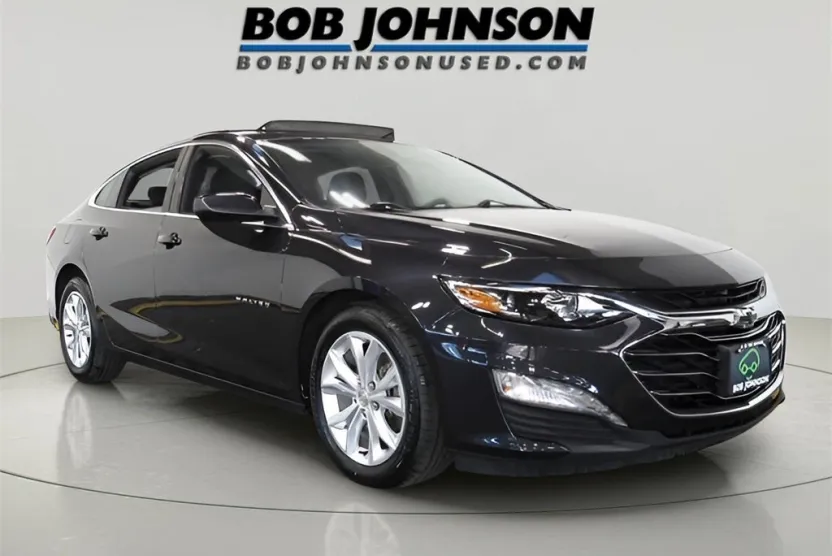 2023 Chevrolet Malibu 1LT photo 1