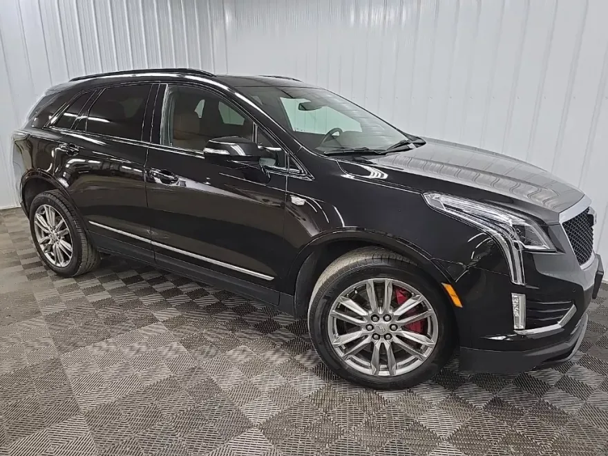 2023 Cadillac XT5 Sport photo 1