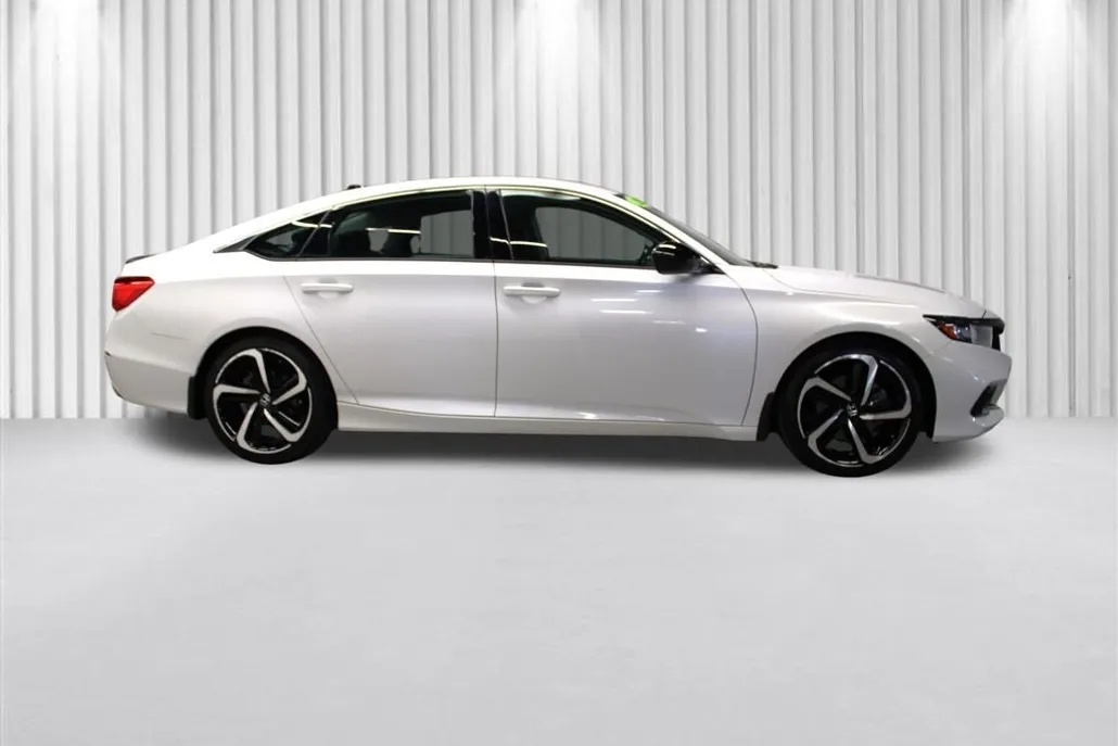 2022 Honda Accord Sport SE photo 1
