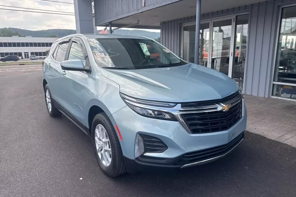 2022 Chevrolet Equinox photo 1