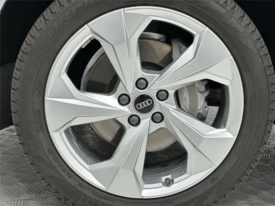 2022 Audi Q5 Sportback 45 S line Premium Plus photo 1