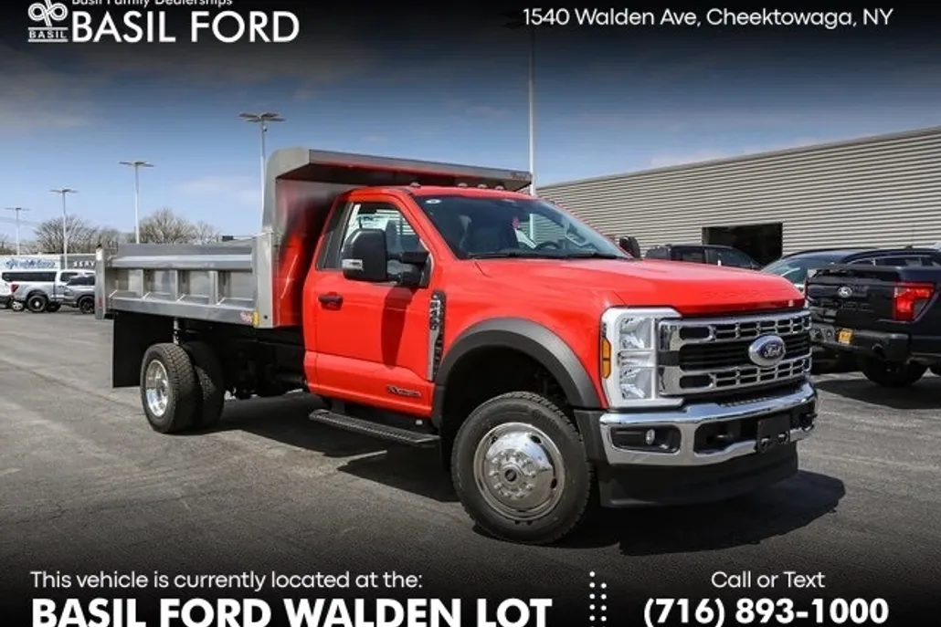 2025 Ford F-450 photo 1