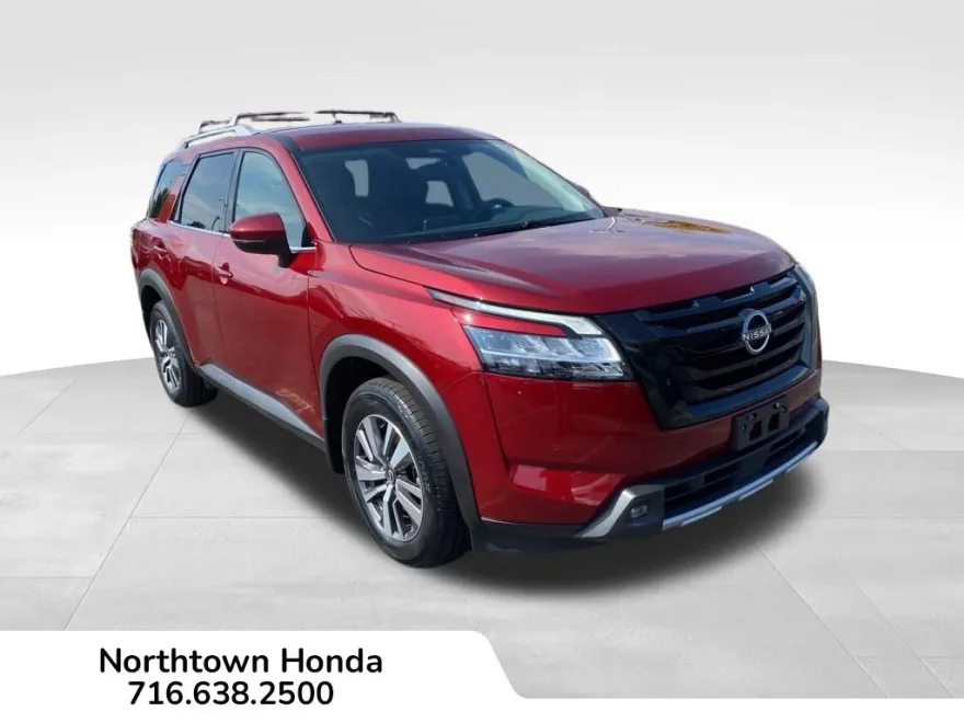 2022 Nissan Pathfinder SL photo 1