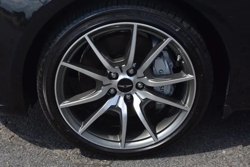 2025 Genesis G70 2.5T photo 1