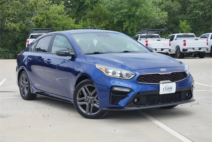 2021 Kia Forte GT-Line photo 1