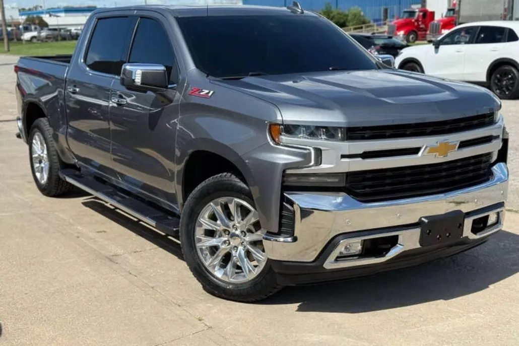 2022 Chevrolet Silverado 1500 LTZ photo 1