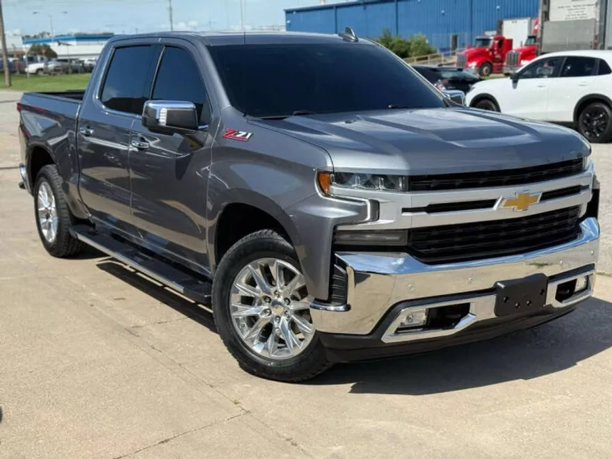 2022 Chevrolet Silverado 1500 LTZ photo 1